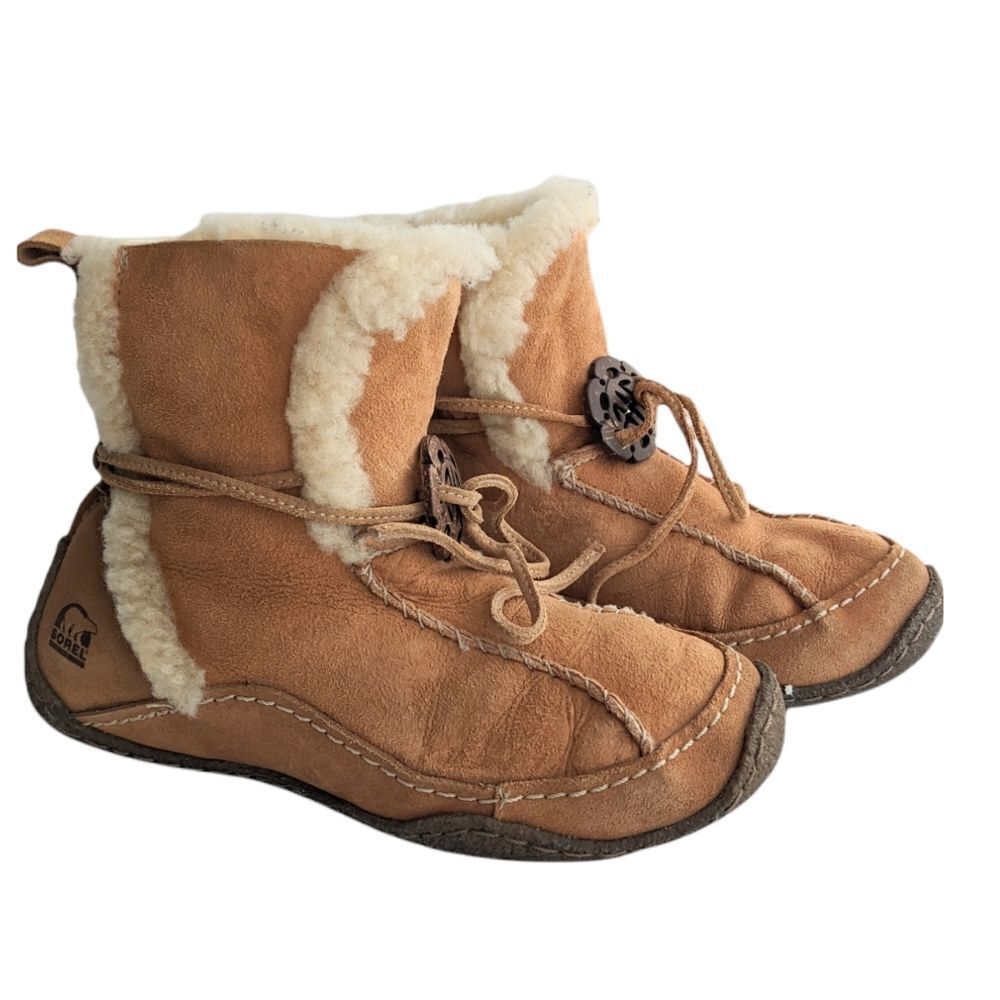 Sorel PAKUA suede boots size 8us